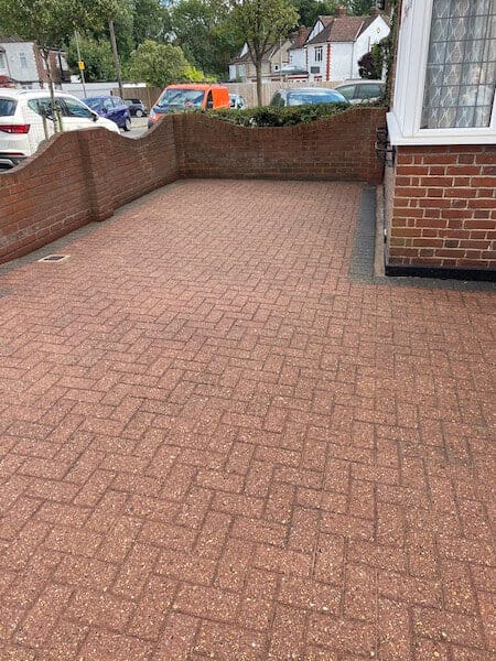 Block paving drive after cleaning by The Driveway Doctor